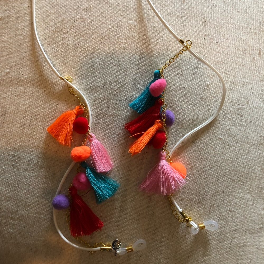 New Eyeglass Pom and tassel chain